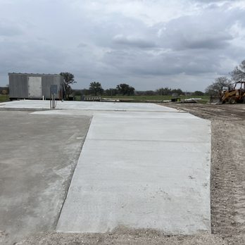 JO’s Concrete Work - A foundation and a driveway for a garage - Masonry/Concrete Near Me - Mathis, Texas