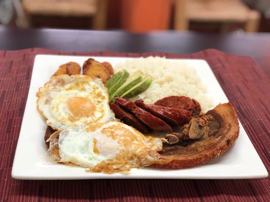 Antojitos Poblanos by null