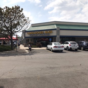 Landlocked Ales - The outside of Landlocked Ales in a strip mall - Breweries Near Me - Lakewood, Colorado