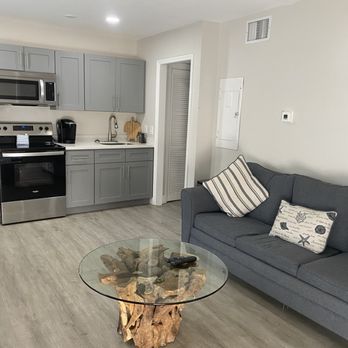 Amoray Dive Resort - Living room/kitchen in sea turtle room - Resorts Near Me - Key Largo, Florida