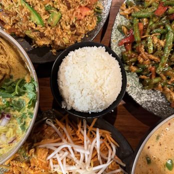 Siam Station - Kapow, Khao Soi, Pad Thai,  Panang Curry, Basil Fried Rice - Thai Near Me - Cupertino, California