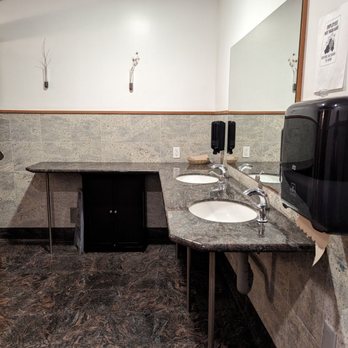 Pizzeria da Laura - Women's Restroom - Pizza Near Me - Berkeley, California
