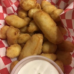Big Al's Bar and Grill - Cheese curds