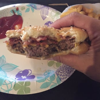 The Chuck Box - Bacon Cheeseburger with only Mayo was so good! - Burgers Near Me - Tempe, Arizona