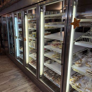 Perrydell Farm and Dairy - Ice Cream & Frozen Yogurt Near Me - York, Pennsylvania