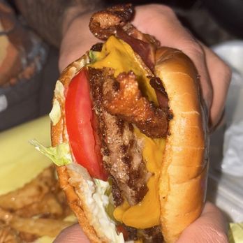 Fredericksburgers - Burgers Near Me - San Antonio, Texas