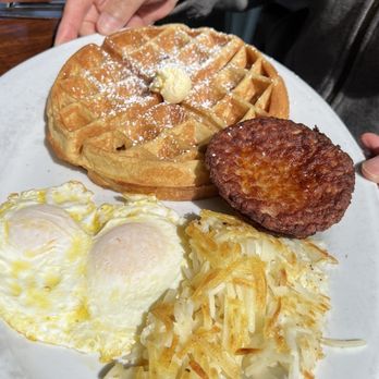 Rooster’s Breakfast and Mimosas - Breakfast & Brunch Near Me - Sacramento, California