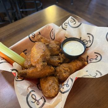 Cooper's Ice House - Wings - Beer Bar Near Me - San Antonio, Texas Cooper's Ice House - Wings - Beer Bar Near Me - San Antonio, Texas