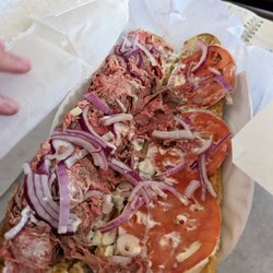 King’s Famous Pizzeria, Roast Beef And Seafood - Roast beef sub