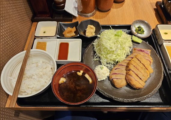 Gyukatsu Motomura Nishi Shinjuku by null