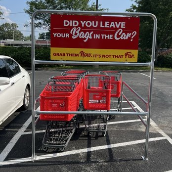 Grocery Outlet - Cart rack... - Grocery Near Me - Portsmouth, Virginia