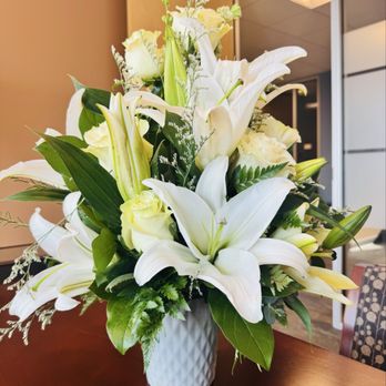 Raquels Florist - Florists Near Me - Sacramento, California Raquels Florist - Florists Near Me - Sacramento, California