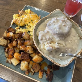 First Watch - Biscuits w/ turkey gravy - Breakfast & Brunch Near Me - Coral Springs, Florida First Watch - Biscuits w/ turkey gravy - Breakfast & Brunch Near Me - Coral Springs, Florida