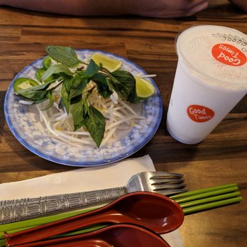Rustic Bubble Tea Cafe - Some bean sprouts and a vanilla blend - Bubble Tea Near Me - Albuquerque, New Mexico