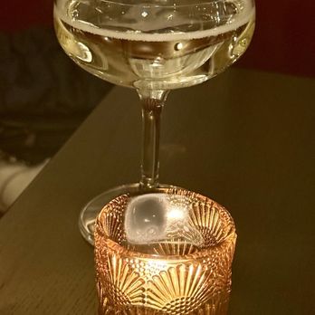 Sotto - Prosecco - Italian Near Me - Chicago, Illinois Sotto - Prosecco - Italian Near Me - Chicago, Illinois