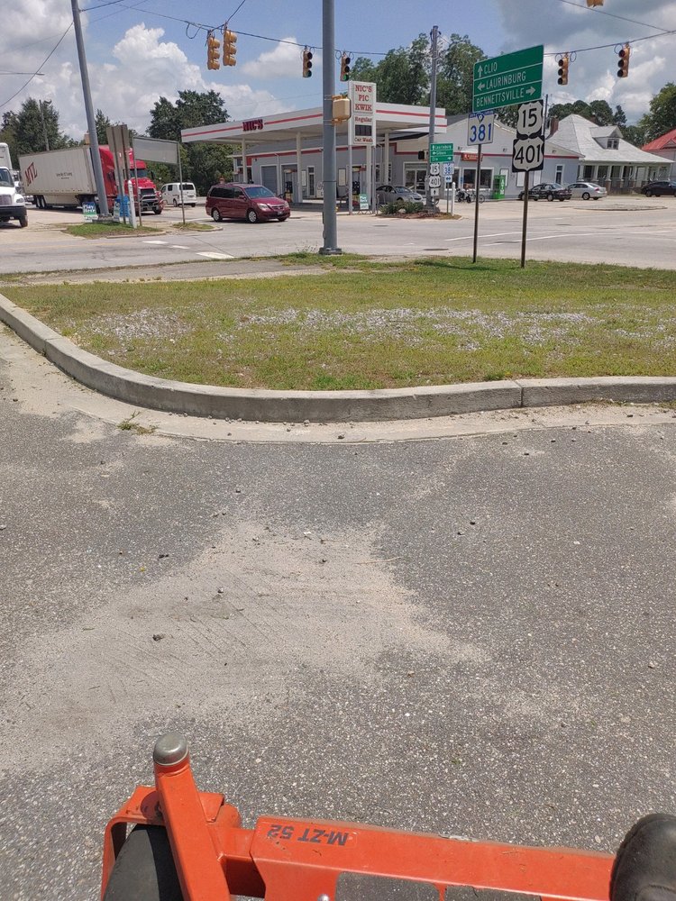 C AND M SERVICES LAWNCARE Updated June 2024 17 Photos 243 Old