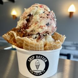 Ship Bottom Ice Cream - Banana split in a freshly made waffle bowl