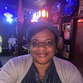 Sportsman's Pub-n-Grub - Sports Bars Near Me - Cloverdale, Oregon