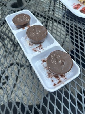 Spoon by null