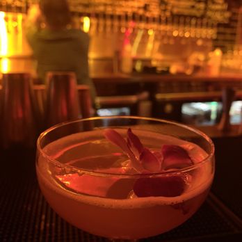 Sazerac PHX - Great mix with a nice flower to give it a touch of something special. - Cocktail Bars Near Me - Phoenix, Arizona