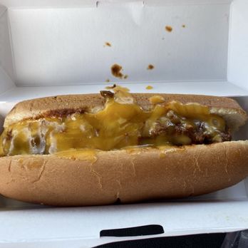 Dairy Queen Grill & Chill - Chilli cheese dog - Ice Cream & Frozen Yogurt Near Me - Winter Garden, Florida Dairy Queen Grill & Chill - Chilli cheese dog - Ice Cream & Frozen Yogurt Near Me - Winter Garden, Florida
