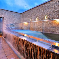 Aquascapes Pool and Spa - Roof top spa Sun Vally Idaho