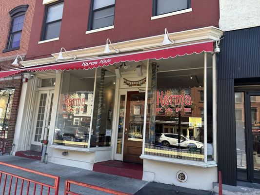 Karma Kafe by null