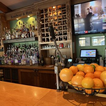 Vallozzi's - Bar - Italian Near Me - Greensburg, Pennsylvania Vallozzi's - Bar - Italian Near Me - Greensburg, Pennsylvania