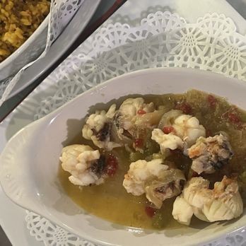 Villa Dorado D'Alberto - Lobster in garlic sauce - Seafood Near Me - Dorado, Puerto Rico Villa Dorado D'Alberto - Lobster in garlic sauce - Seafood Near Me - Dorado, Puerto Rico