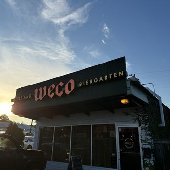 Weco Bottle And Biergarten - Beer Gardens Near Me - West Columbia, South Carolina Weco Bottle And Biergarten - Beer Gardens Near Me - West Columbia, South Carolina