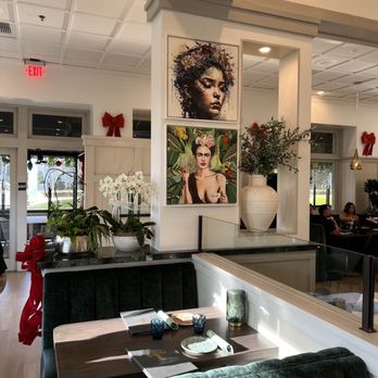 Aria Kitchen - Decor is interesting and eye opening - Mexican Near Me - Irvine, California