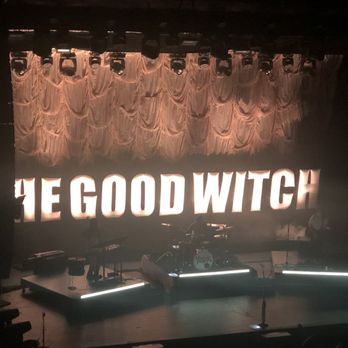Fox Theater - Oakland - View from the upper level - Music Venues Near Me - Oakland, California