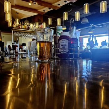 Nico's Pier 38 - Best bar ever - Seafood Near Me - Honolulu, Hawaii