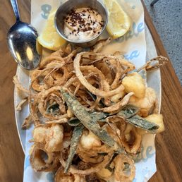 Fried Seafood Medley