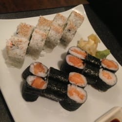 Osaka Sushi - Salmon maki and Cali roll