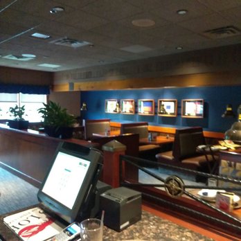 Red Lobster - This area was wide open but we can't be seated? - Seafood Near Me - Vallejo, California Red Lobster - This area was wide open but we can't be seated? - Seafood Near Me - Vallejo, California