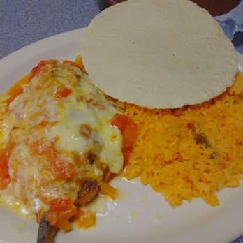 Don Raffas Mexican Restaurant - Chile relleno with rice and homemade white corn torillas. - Mexican Near Me - Bacliff, Texas