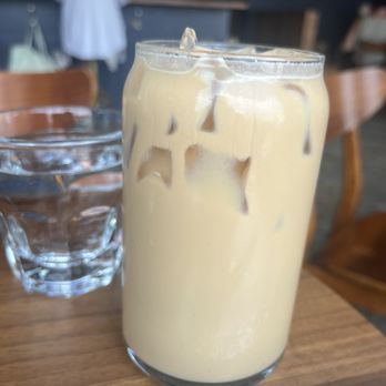 East Pole Poncey Highland - Latte - Coffee Roasteries Near Me - Atlanta, Georgia