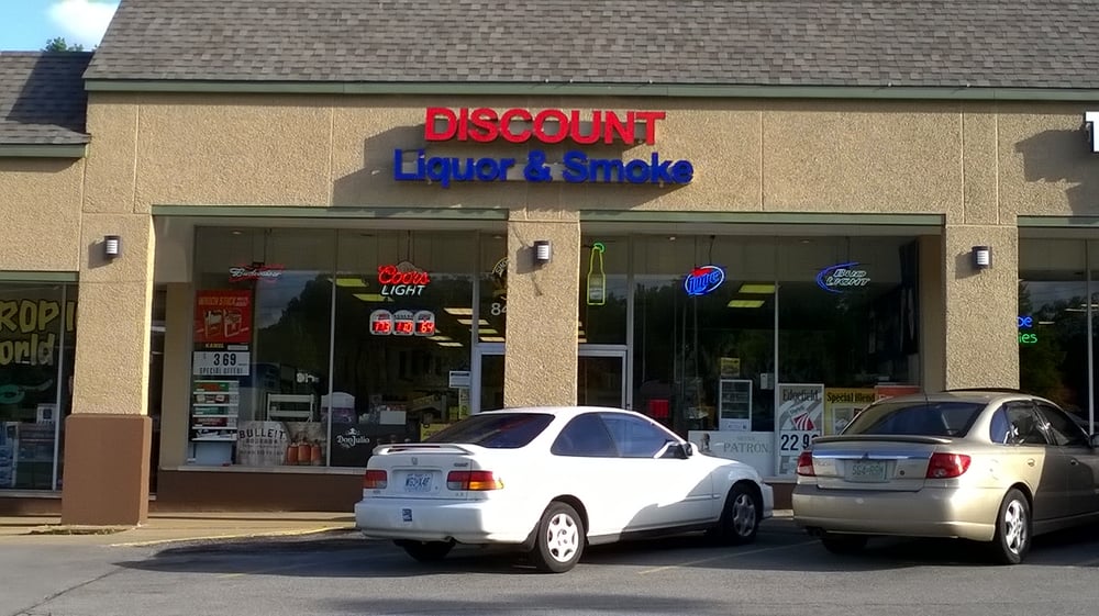 DISCOUNT LIQUOR & SMOKE Updated August 2024 8448 Watson Rd, Saint