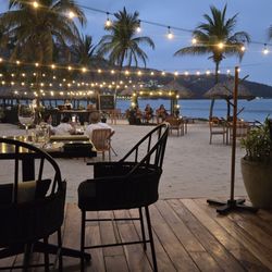 HAO - Beach side concert