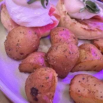 Tellers - OKC - Eggs Benedict - Italian Near Me - Oklahoma City, Oklahoma
