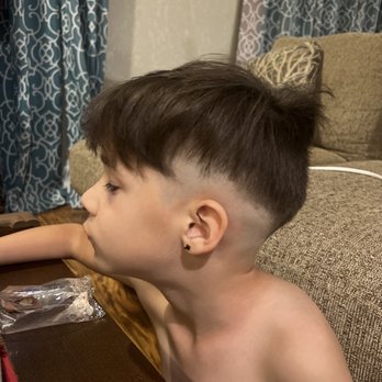 Dapper G Cuts Barbershop - 2 - What he came home with - Barbers Near Me - San Antonio, Texas Dapper G Cuts Barbershop - 2 - What he came home with - Barbers Near Me - San Antonio, Texas