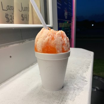 Ice Wizard Shaved Ice - Hawaiian Sunset with gummy bears and Creme! - Shaved Ice Near Me - Carrollton, Texas
