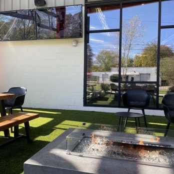 Tee Line Nash - Football and fire pit - Sports Bars Near Me - Nashville, Tennessee