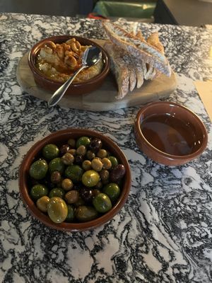 crudo nudo by null