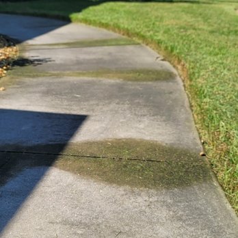 Bushey Lawn Care - this is a photo of what it looks like when you're done edging - Lawn Services Near Me Bushey Lawn Care - this is a photo of what it looks like when you're done edging - Lawn Services Near Me