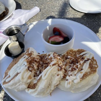 Deck. - Ricotta Japanese Soufflé pancake with haupia - Hawaiian Near Me - Honolulu, Hawaii