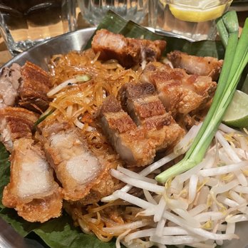Lemongrass Brooklyn - Pad Thai Noodles - Thai Near Me - Brooklyn, New York Lemongrass Brooklyn - Pad Thai Noodles - Thai Near Me - Brooklyn, New York
