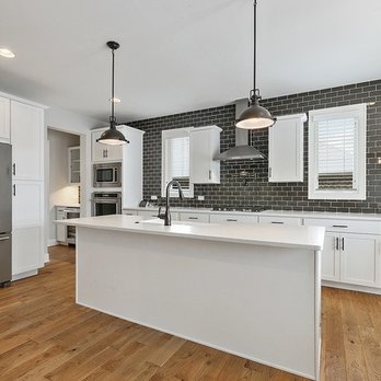 Dave Shalabi-RE/MAX 10 - Modern kitchen from one of our listings! - Real Estate Agents Near Me - Orland Park, Illinois Dave Shalabi-RE/MAX 10 - Modern kitchen from one of our listings! - Real Estate Agents Near Me - Orland Park, Illinois