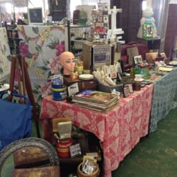 Eclectic items, found treasures and tons of things you'll find interesting!